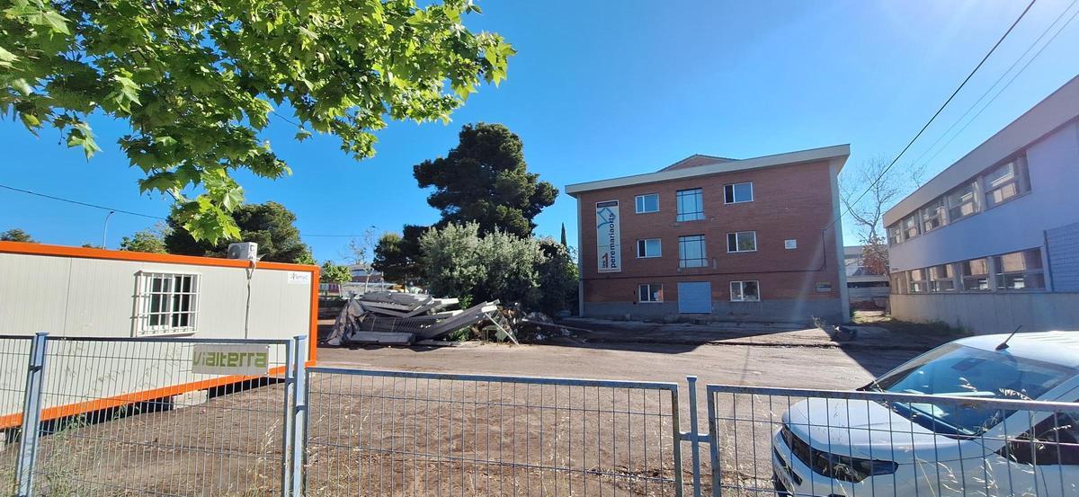 Primeros trabajos en la parcela del IES Pere Maria de Benidorm