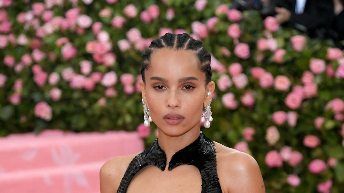 Seis meses después de su boda, por fin hemos podido ver el vestido de novia de Zoë Kravitz