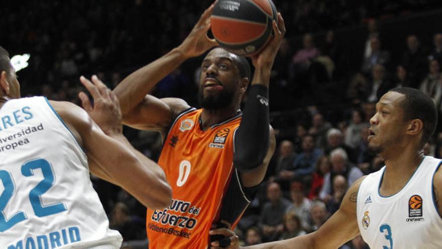 El Valencia Basket pasa por encima del Real Madrid