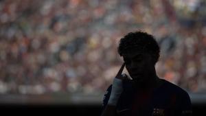 Flick no toca la idea, però sí que altera les jerarquies del Barça