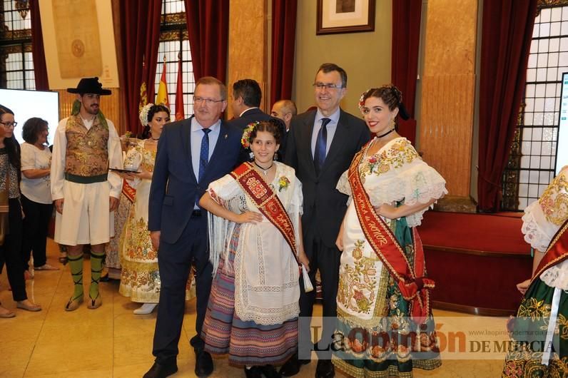 Mejores trajes de huertana y huertano del 'photocall' del Bando de la Huerta de Salzillo Tea and Coffee