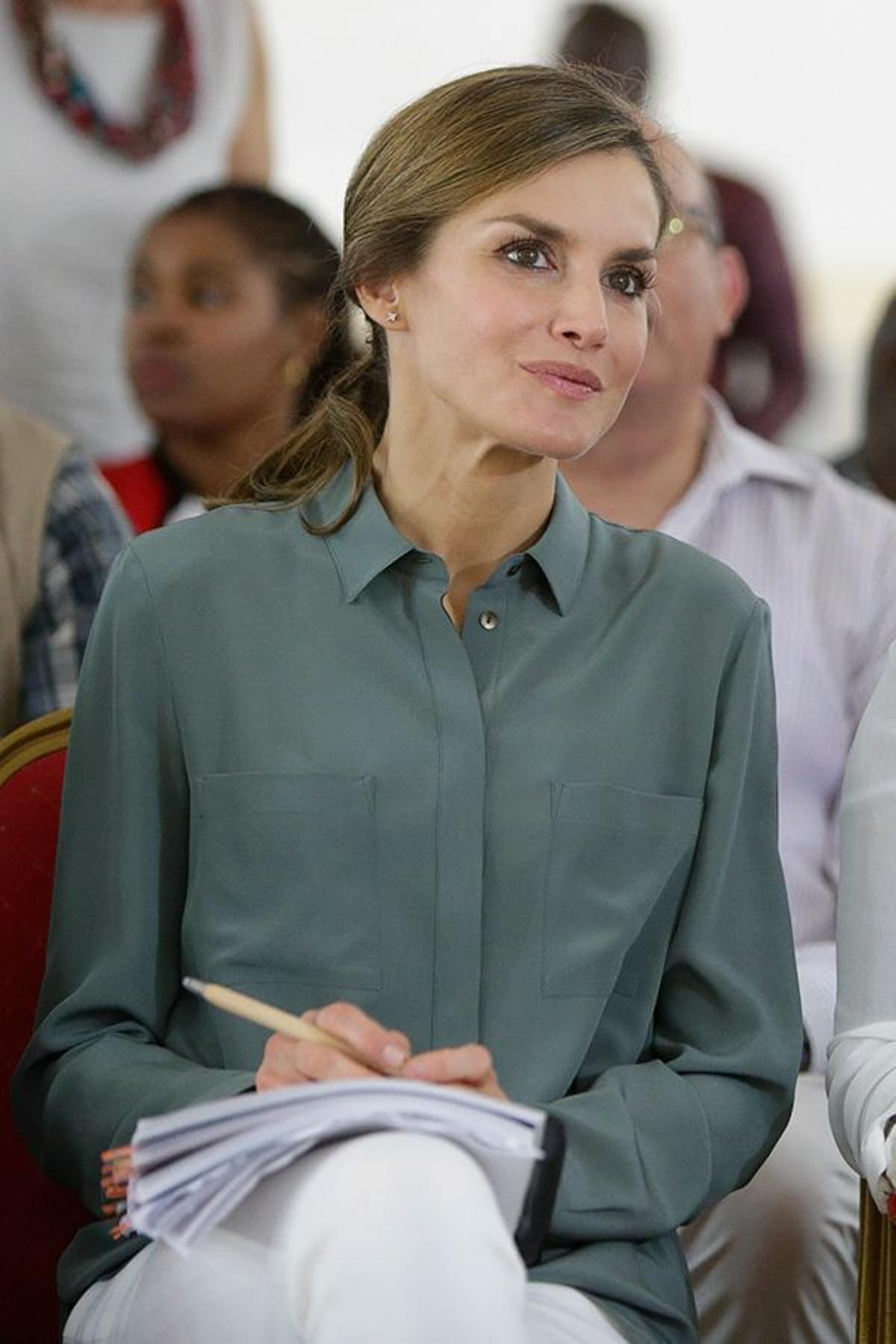 Letizia Ortiz en la Universidad de Ziguinchor, durante su visita a Senegal