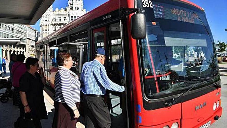 Bus 1A en Puerta Real.