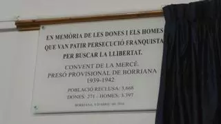 Revuelo en Burriana: el edil de Vox retira una placa por las víctimas del franquismo y el alcalde lo tilda de «arbitrario»