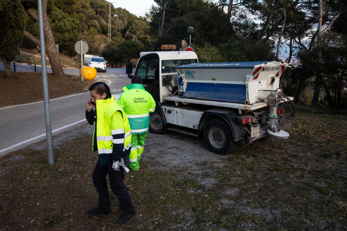 Barcelona prepara 25 quitanieves por si nieva en las próximas horas