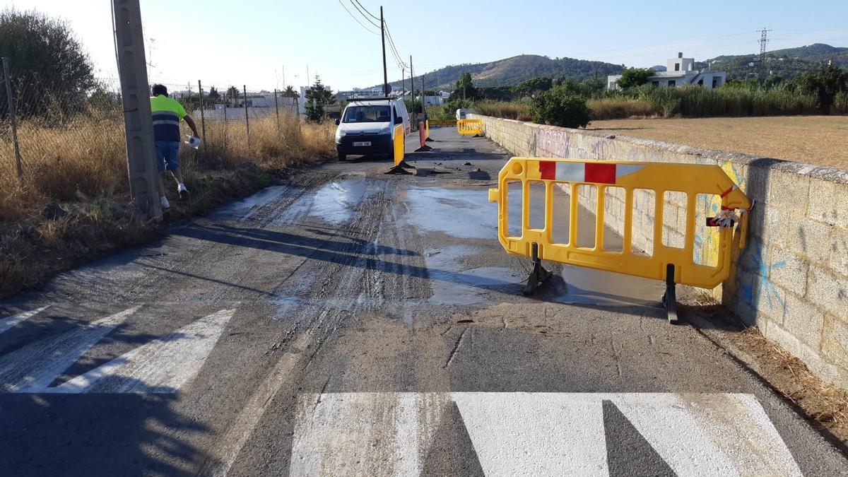 Tramos de camino cortado por el vertido. Ayuntamiento de Sant Antoni.