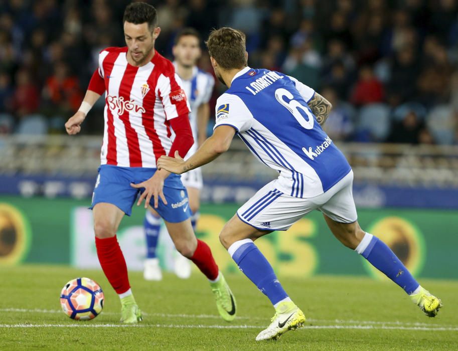 El partido entre la Real Sociedad y el Sporting, en imágenes