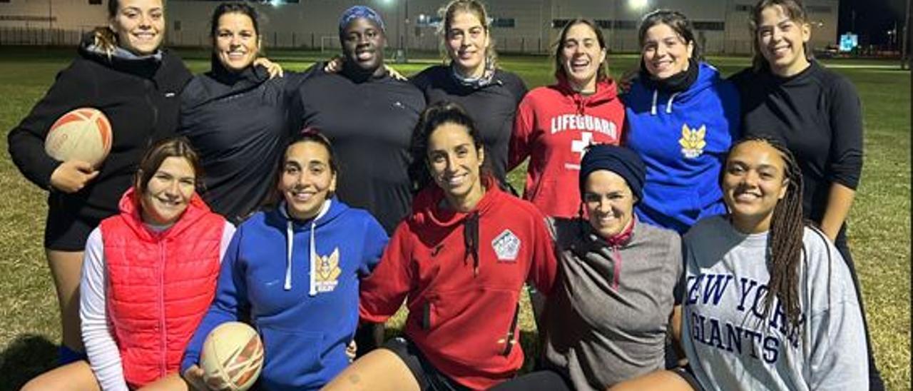 Les Valkirias en un entrenament al Camp de futbol Iñaki Fernández Orjales ‘Búfalo’.