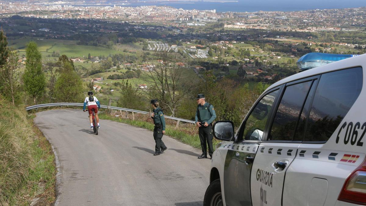 Controles de la Guardia Civil, en una imagen de archivo.