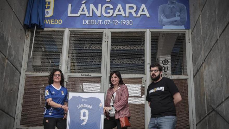 María Joglar,  una familiar de Lángara y Nacho Suárez, en la inauguración de la puerta 9. | Irma Collín