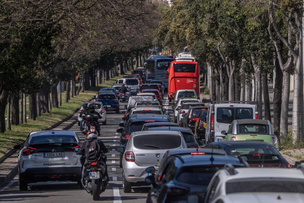 Cortan la Ronda Litoral en sentido Llobregat por obras de pavimentació