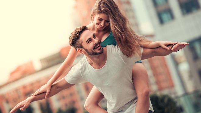 Una pareja feliz