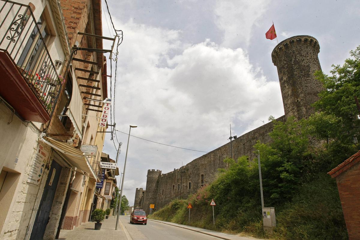Muralla de Hostalric.