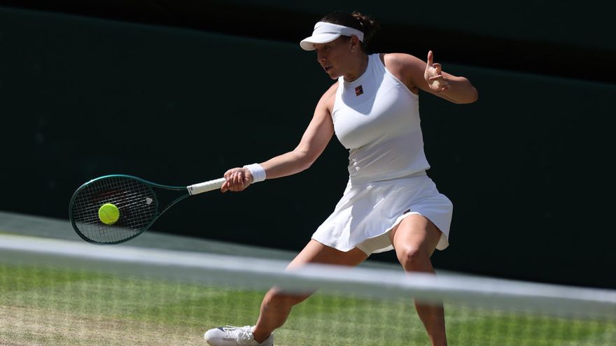 Swiatek gana la final más contundente de todos los tiempos con un doble 6-0 sobre Anisimova