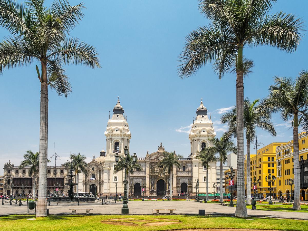 Catedral de Lima y Plaza de Armas