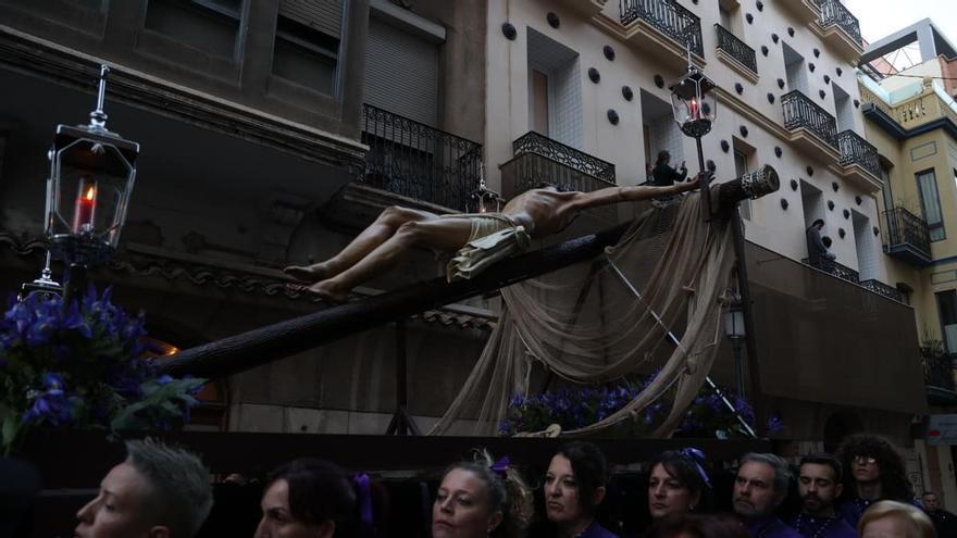 Así ha sido la procesión Cristo del Hallazgo y la Virgen Dolorosa