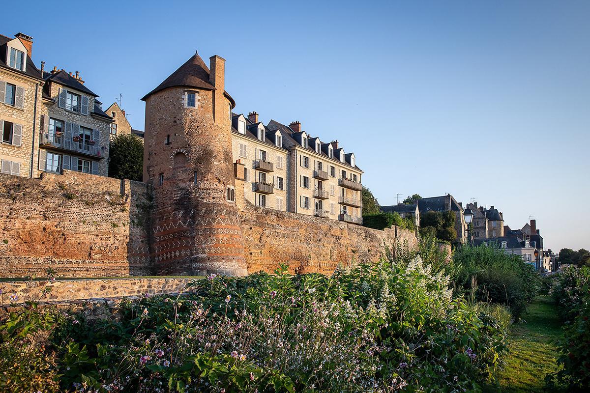 Muralla de Le Mans.