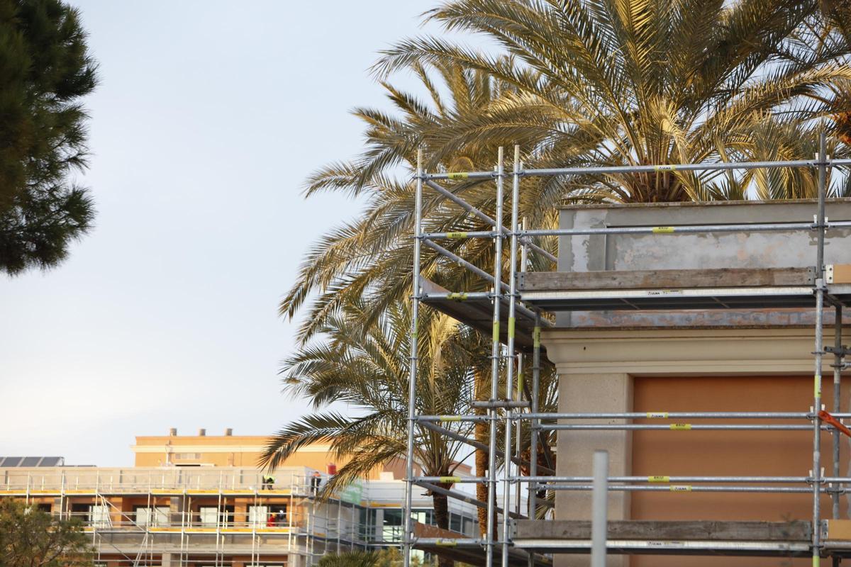 Cala Millor macht sich schick für die Saison: So sieht es an den Baustellen des Urlaubsortes derzeit aus Cala Millor macht sich schick für die Saison: So sieht es an den Baustellen des Urlaubsortes derzeit aus