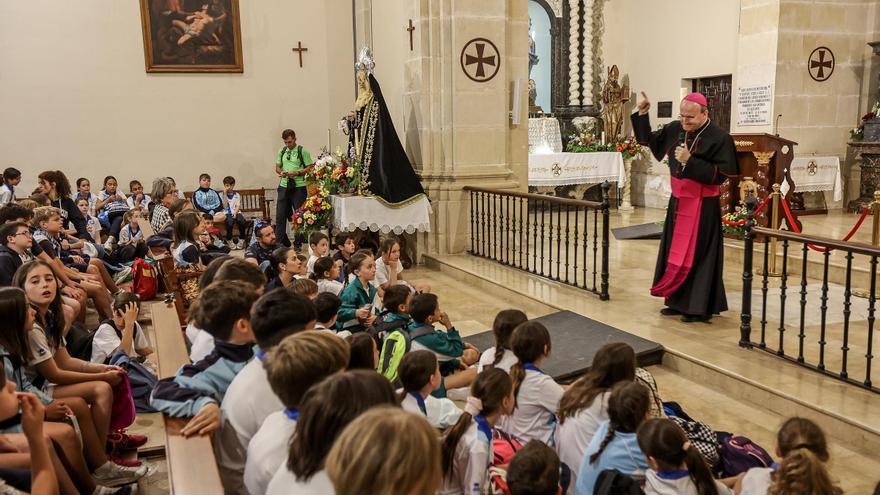 &quot;En Santa Faz no queremos ser un turista ni un curioso, sino un peregrino&quot;