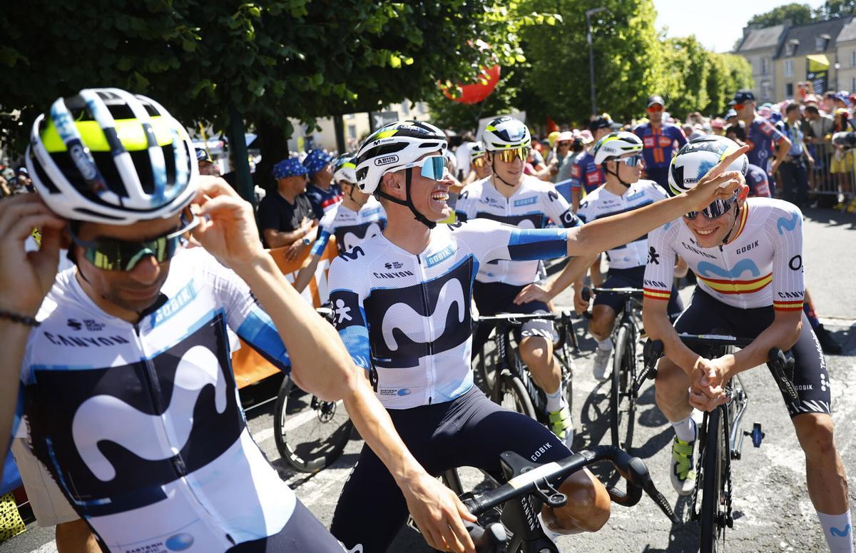 Enric Mas y resto de Movistar, en el Tour de Francia
