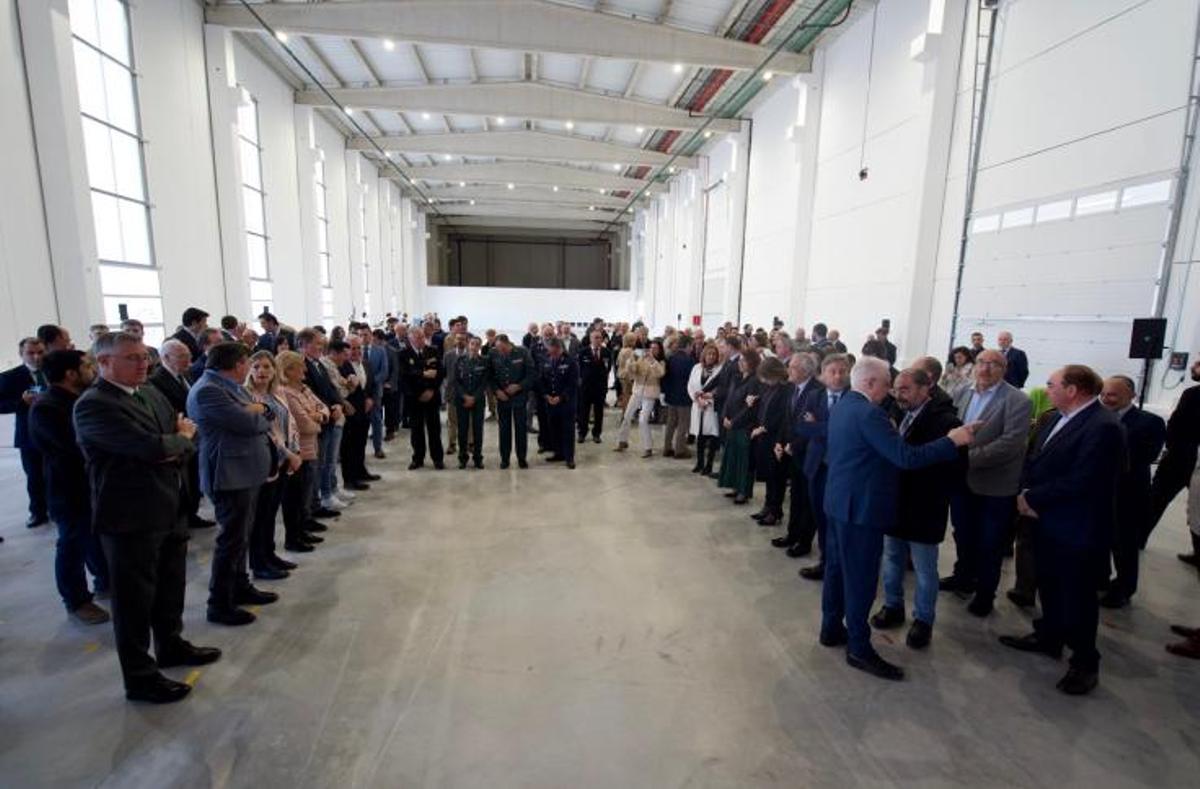 Un momento de la conmemoración del décimo aniversario del aeropuerto de Teruel.