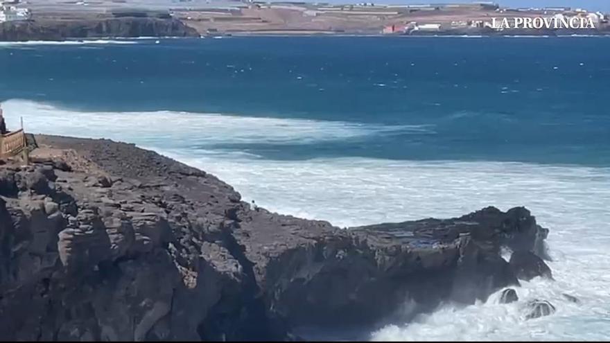 Se salta el precinto en El Agujero en pleno temporal