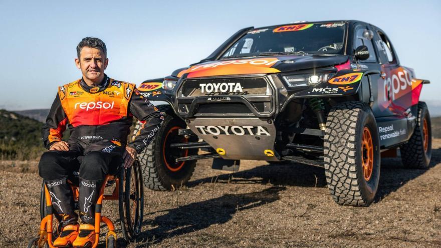 Isidre Esteve ja té preparat el Toyota amb què participarà al seu 21è Dakar