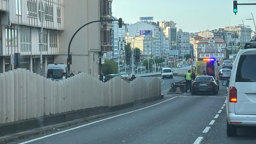 Un herido grave al ser atropellado al inicio de Alfonso Molina, en A Coruña