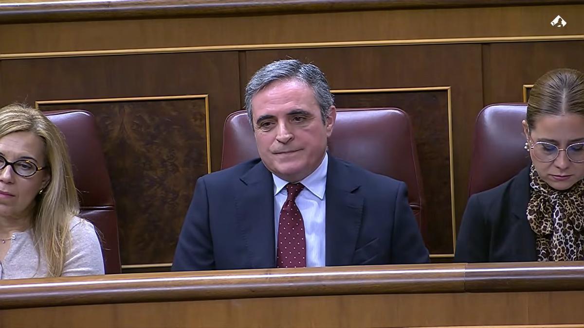 El diputado y presidente del PP de Ibiza, José Vicente Marí Bosó, esta mañana en el Congreso.