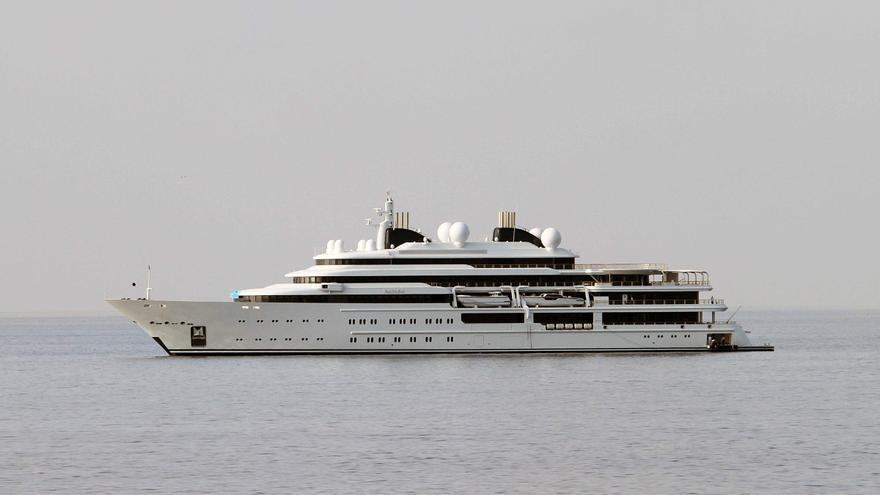 Llega a Mallorca el megayate &#039;Katara&#039;, propiedad del antiguo emir de Catar