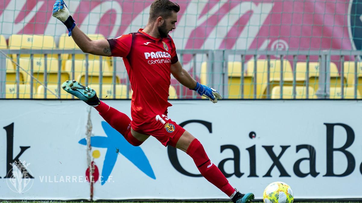 El Real Murcia ficha a Josele, mete presión a Lejárraga y cierra la puerta a Gallego