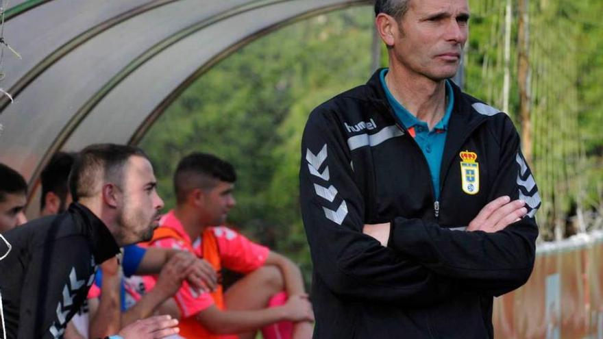 Juan Fidalgo, técnico del Oviedo B.