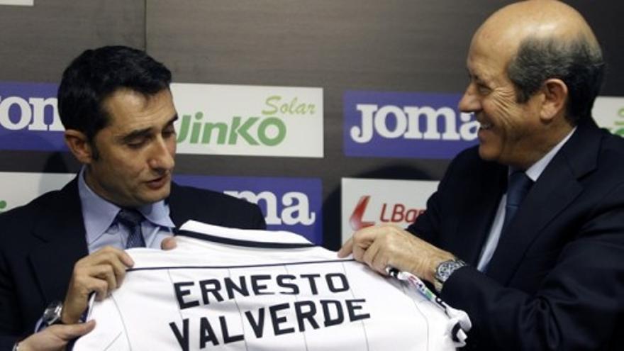 El Valencia presenta a Valverde como nuevo entrenador