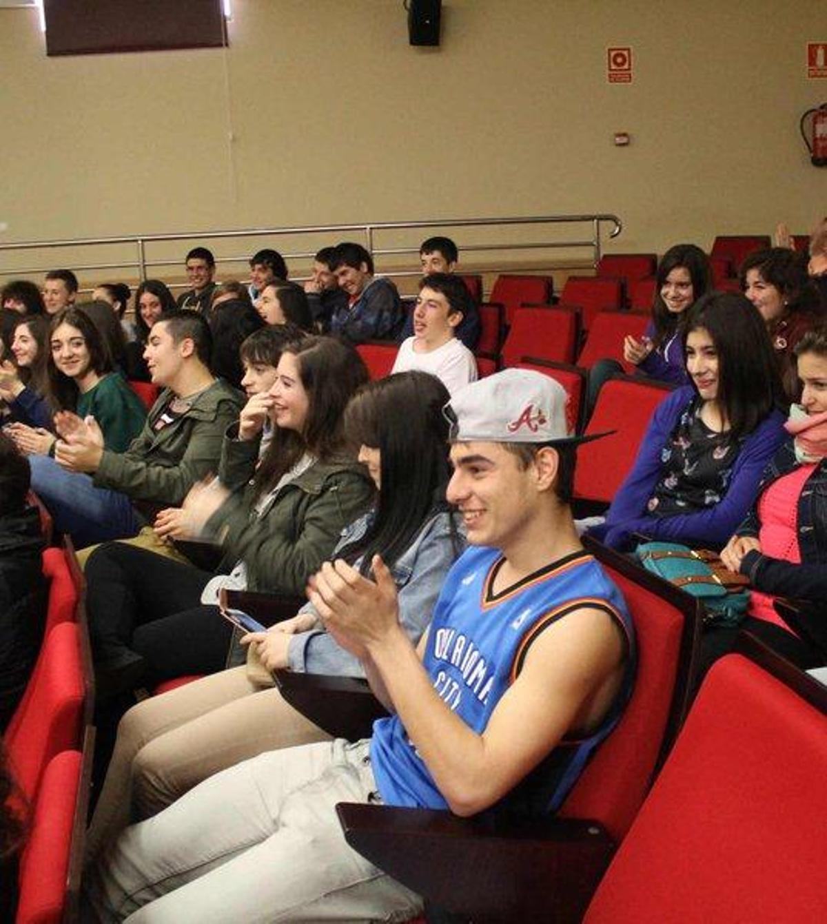 "Sin dinero parece que no eres nadie"