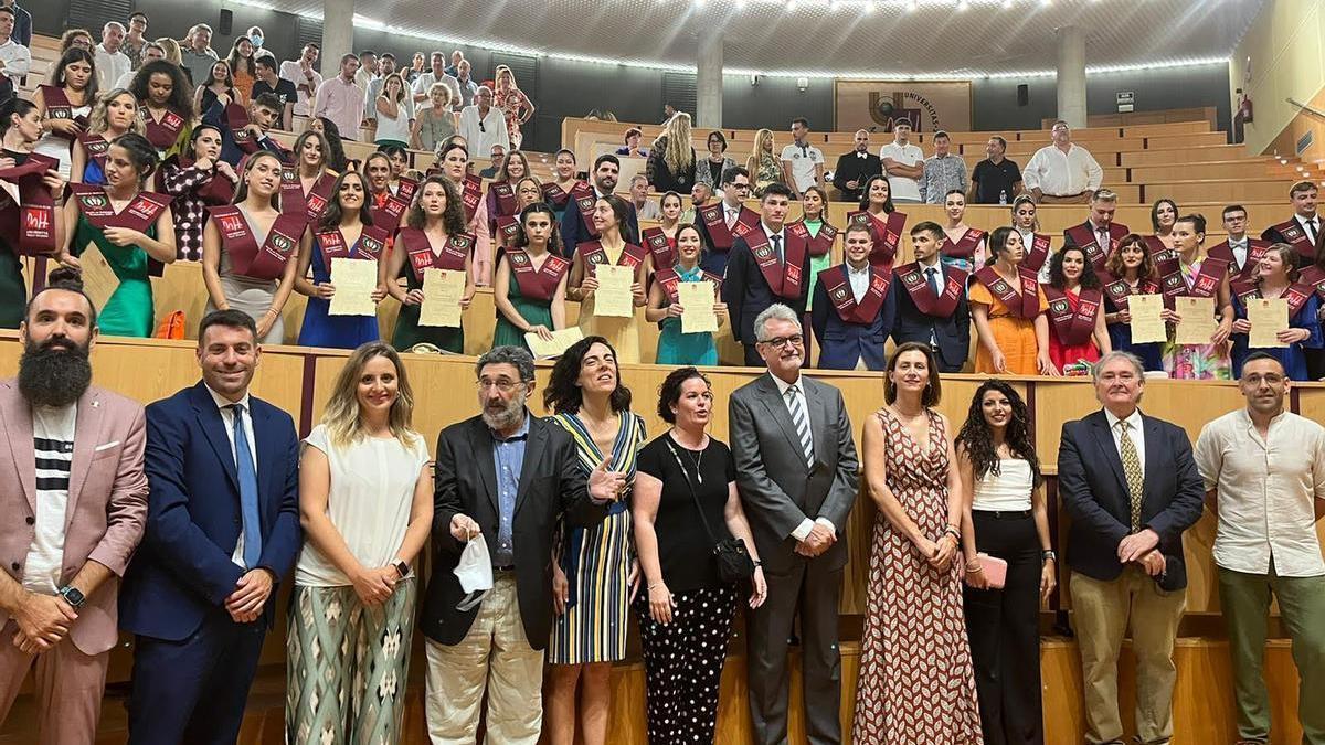 Los alumnos de Podología de la UMH que se han graduado