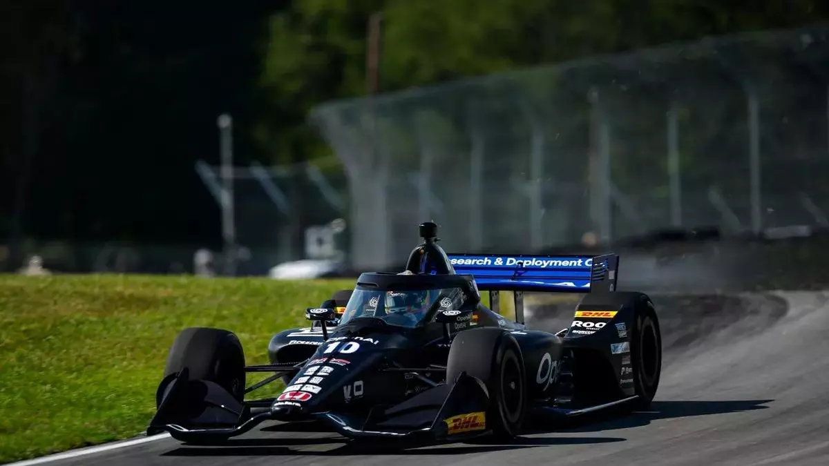 Un error condena una carrera plácida de Álex Palou en la Indycar