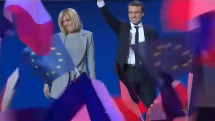 Vídeo / Macron y Le Pen se disputarán el control del Elíseo en segunda vuelta