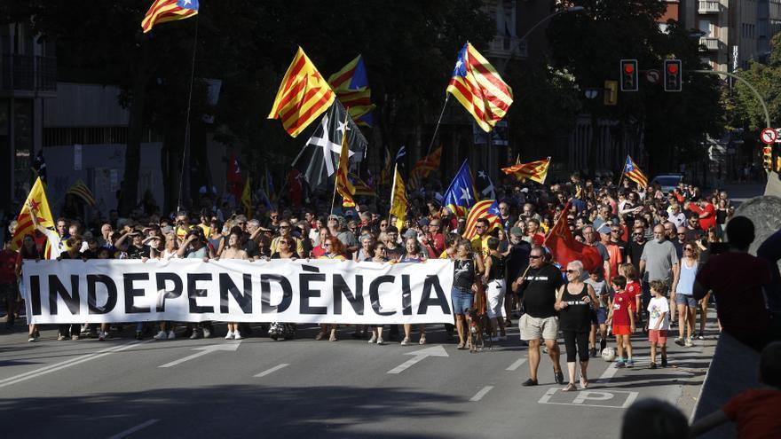 Líders d’ERC participen en la manifestació de la Diada a Girona