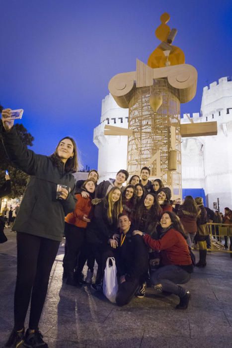 Celebración Fallas-Unesco en las Torres de Serranos