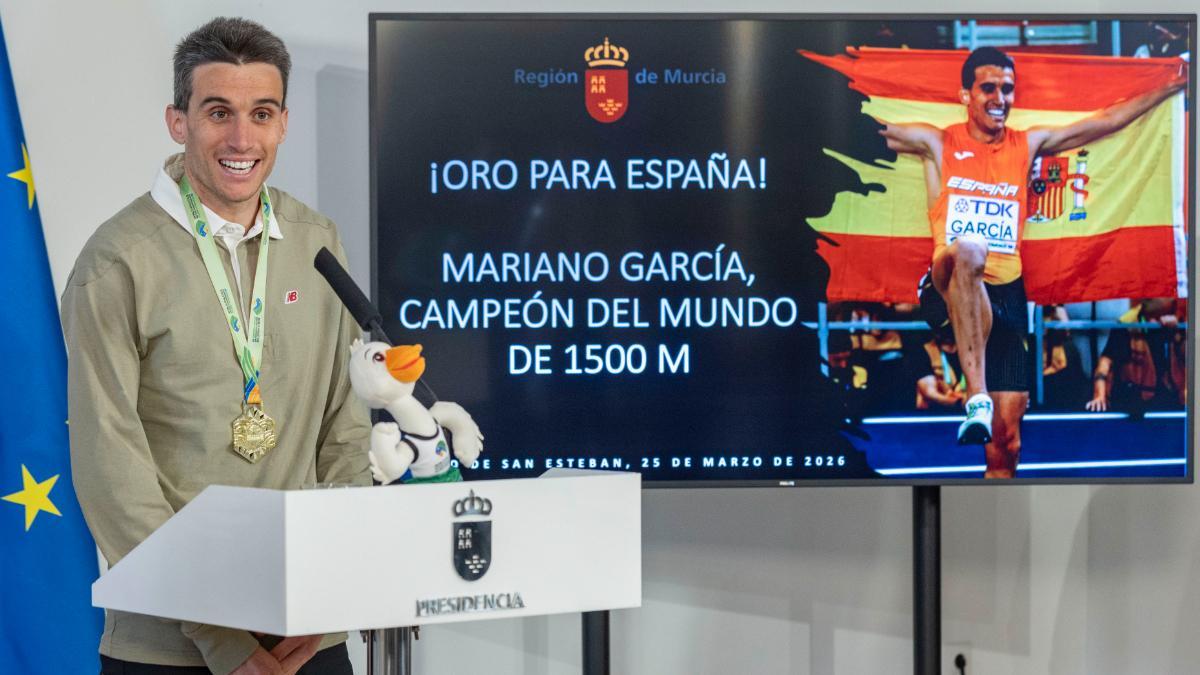 Mariano García fue recibido en Murcia con todos los honores