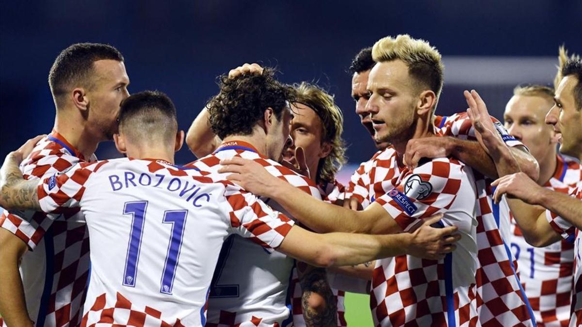 Croacia goleó a Grecia y está a un paso de su quinto Mundial