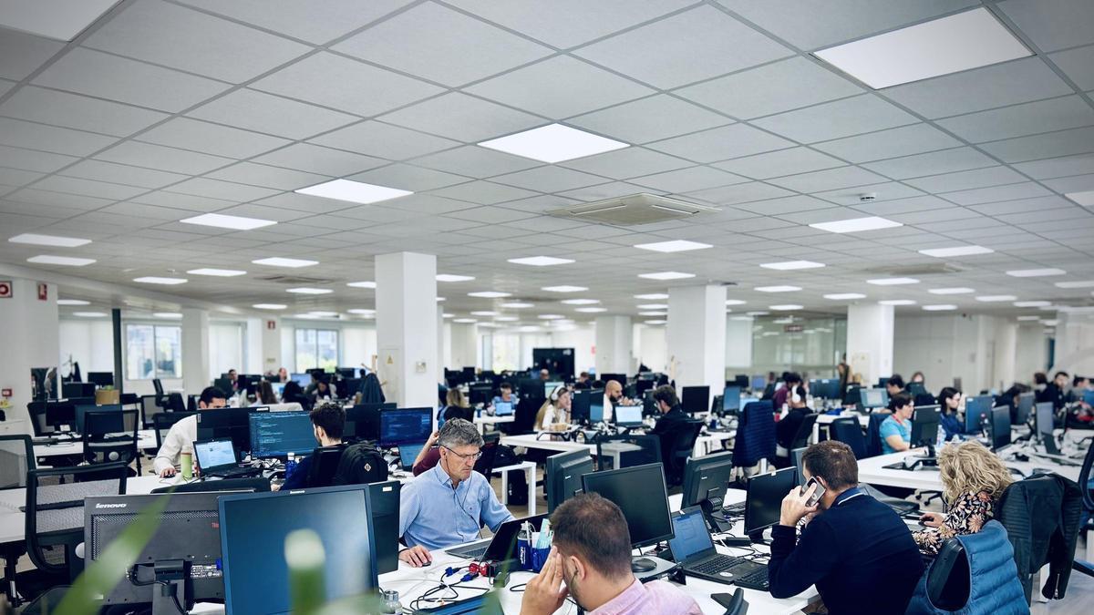 Las oficinas en Zaragoza de la consultora Integra, una de las que más crecen con cerca de un millar de trabajadores.