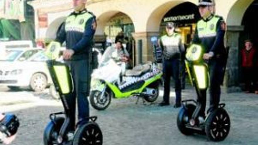 Tráfico no rechaza que los policías locales utilicen los ´segway´