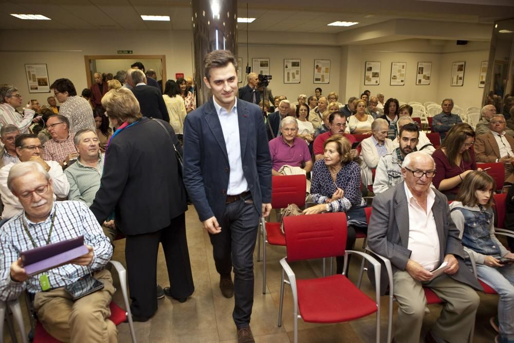 Asamblea extraordinaria del PSOE de Gijón