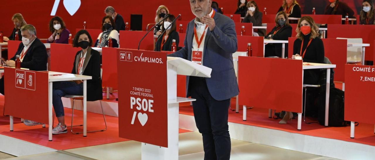 Ángel Víctor Torres en su intervención ayer ante el Comité Federal del PSOE en Madrid. | | LP/DLP