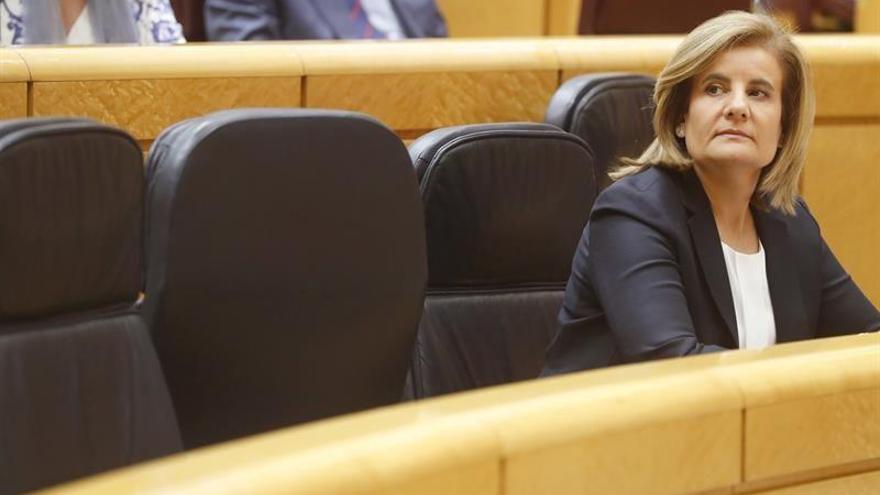 Bañez propone una ayuda de 430 euros mensuales a jóvenes en contrato de formación