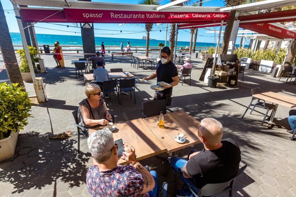 El 10% de las terrazas de bares de Benidorm abren