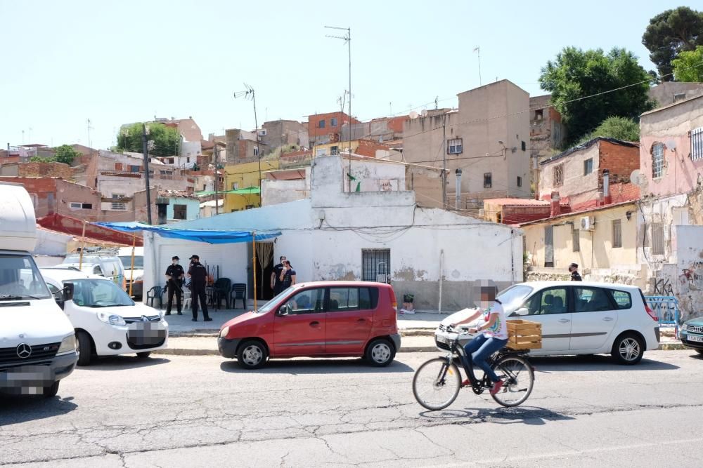 Redada antidroga de la Policía Nacional en el barrio de La Tafalera en Elda.