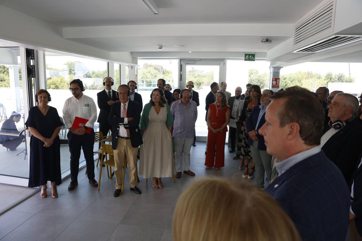 La inauguración institucional del pabellón de Caja Rural de Asturias en la Feria de Muestras, en imágenes