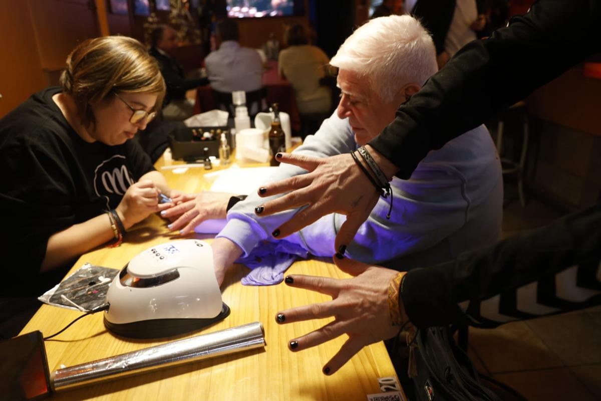 La peña celtista 'Merlegos Celestes' se vuelca con Borja Iglesias.